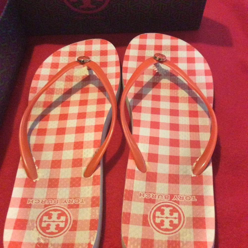 TB Flip Flops